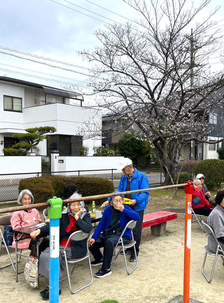 2025-04-02 寿会お花見会5